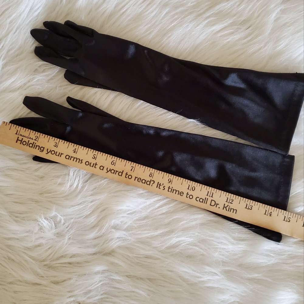 Elegant Long Black Satin Gloves - Picture 4 of 4